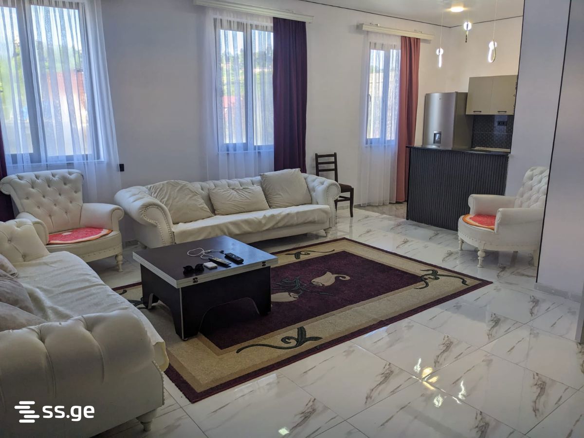 4 Room Private House Daily Rent. Batumi view 3
