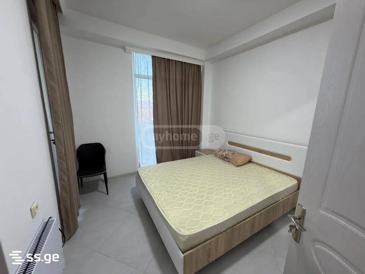 3 Room Flat For Sale view 5
