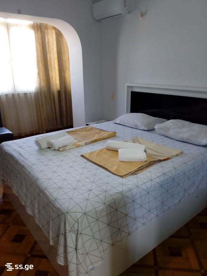 3 Room Flat Daily Rent. Batumi view 3