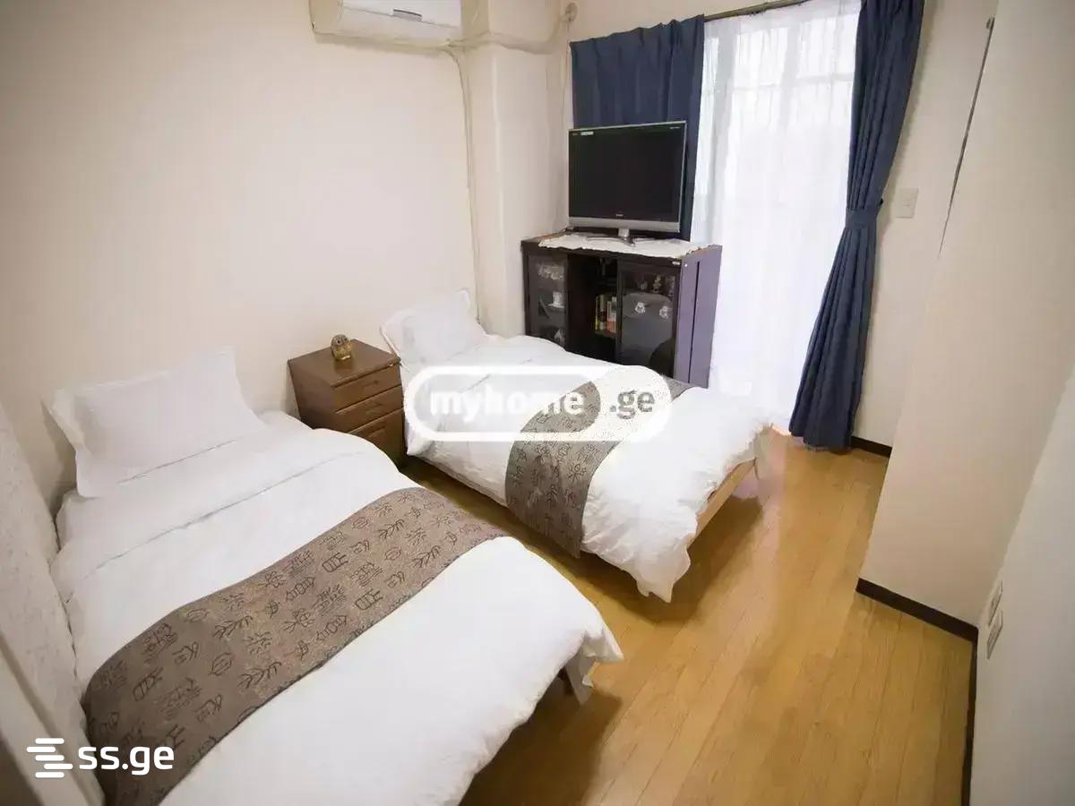 12 Room Hotel For Rent. Chugureti view 2