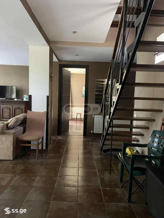 7 Room Private House For Rent. Okrokana view 3