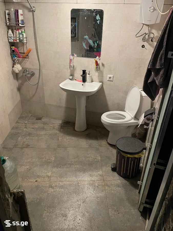 5 Room Private House For Sale view 2