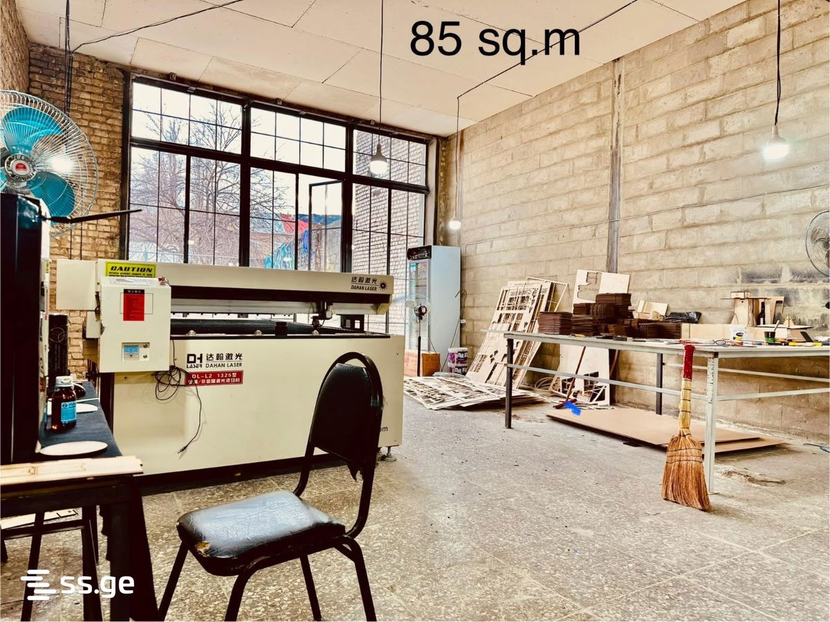 Store-Industrial Property For Rent. Isani, 3 of 5