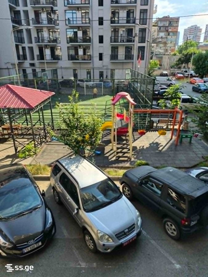 Продажа 2-комната Квартира view 1