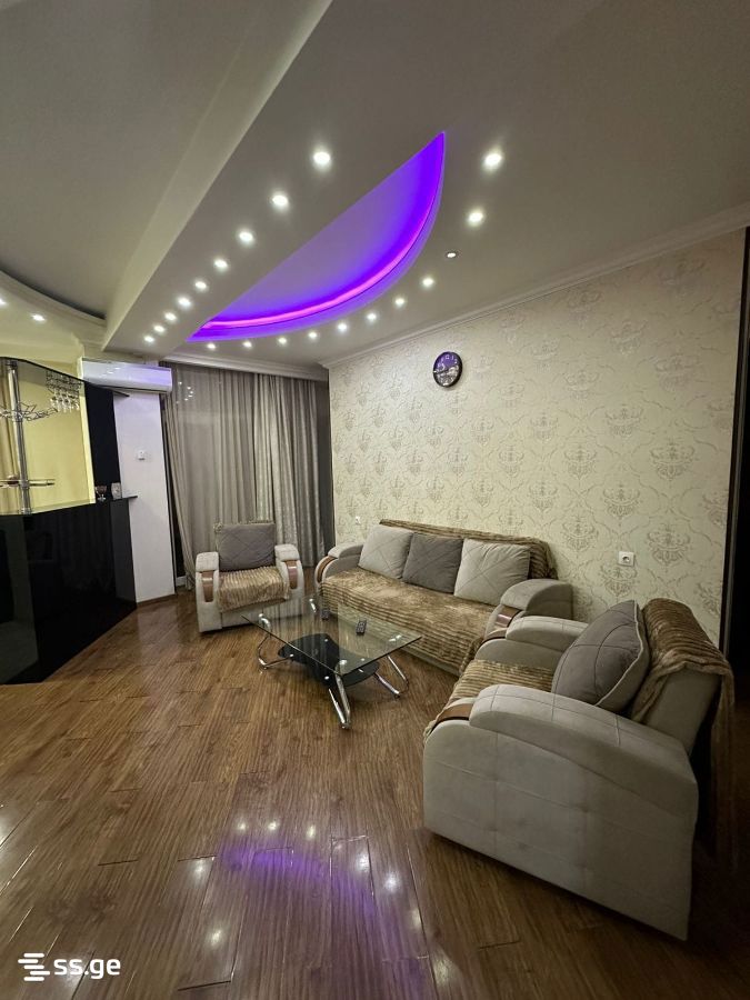 2 Room Flat Daily Rent. Didube, 1 of 4