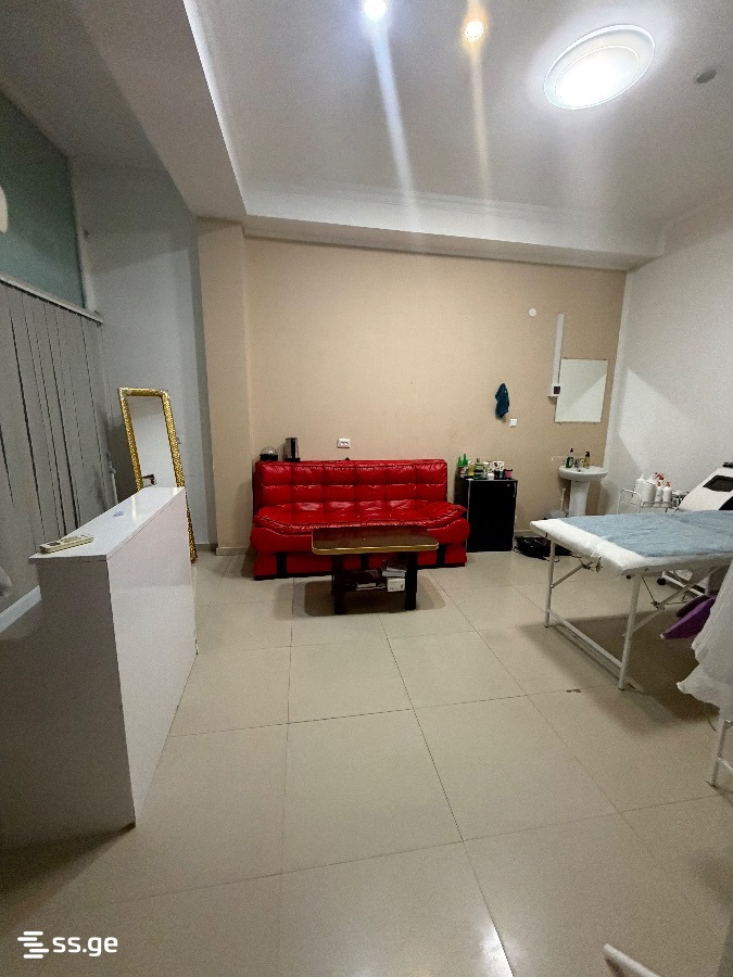 Commercial Real Estate For Rent. Batumi, 7 of 11