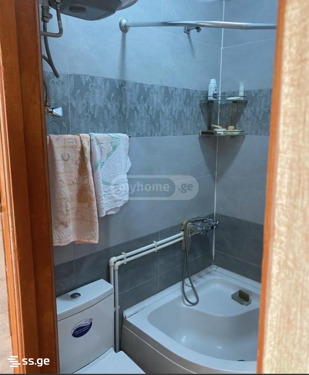 7 Room Flat For Sale view 2