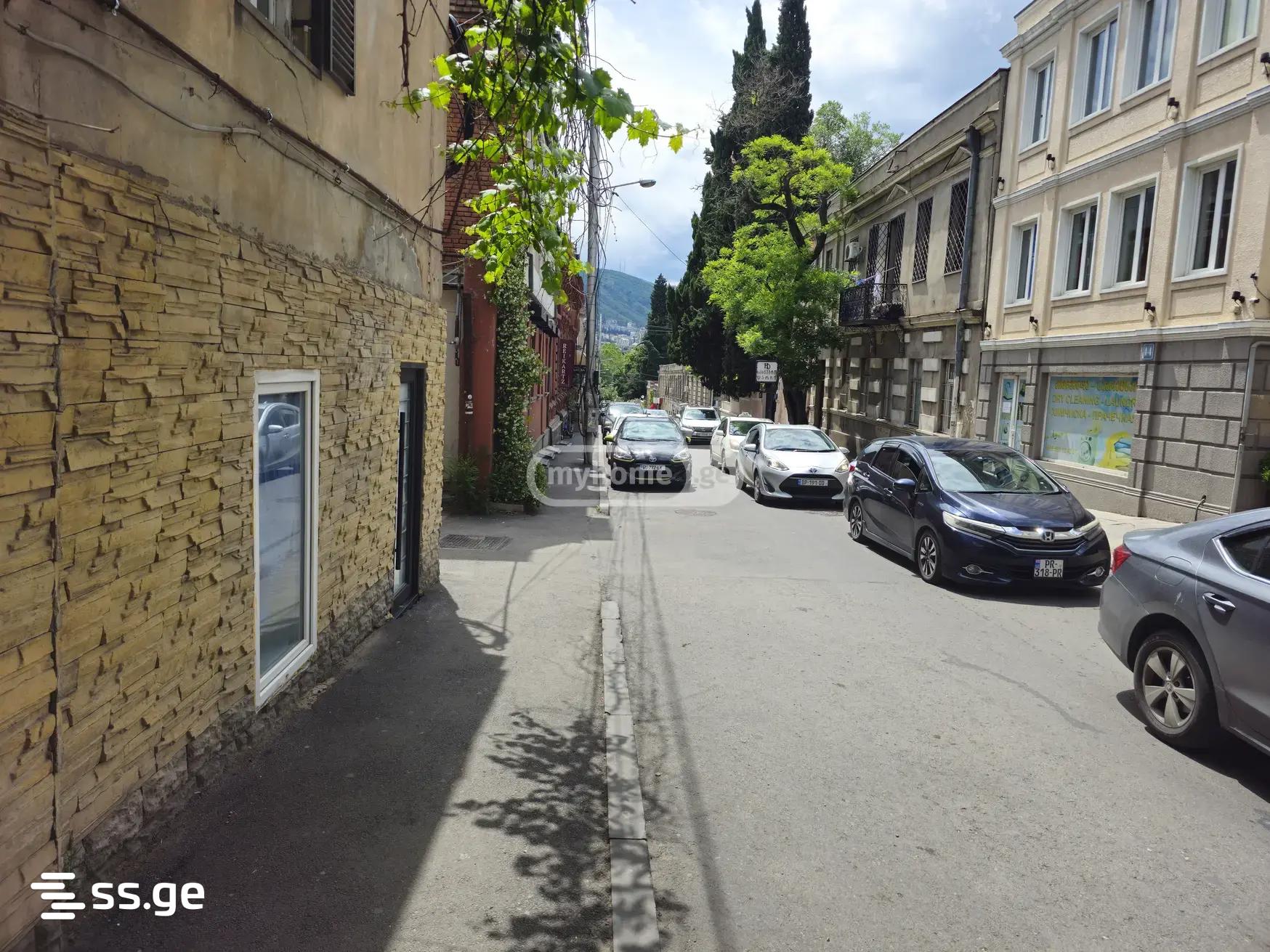 Shopping Property For Rent. Chugureti, 2 of 6