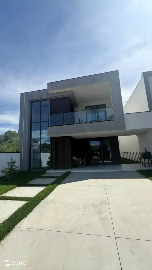 6 Room Private House For Rent. Saburtalo, 1 of 9