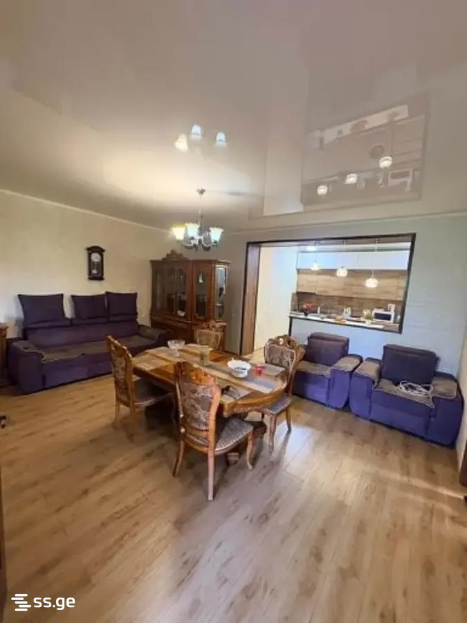 5 Room Flat For Sale view 9
