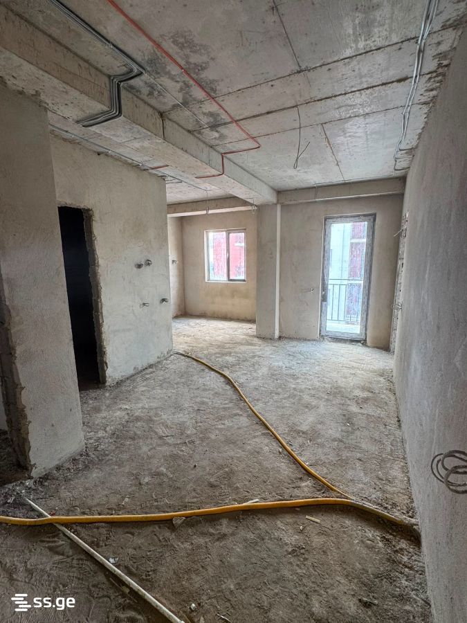 3 Room Flat For Sale view 3