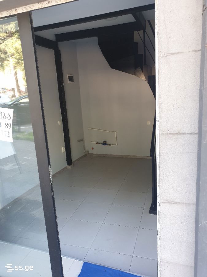 Commercial Space For Rent. Telavi, 6 of 8