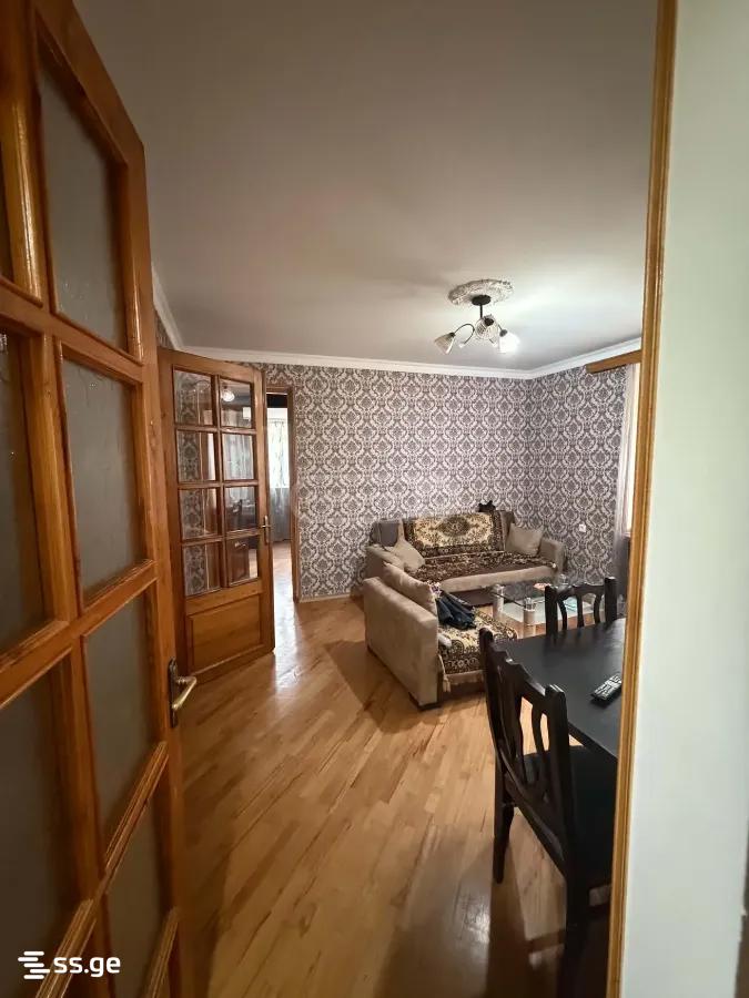 3 Room Flat For Sale view 1
