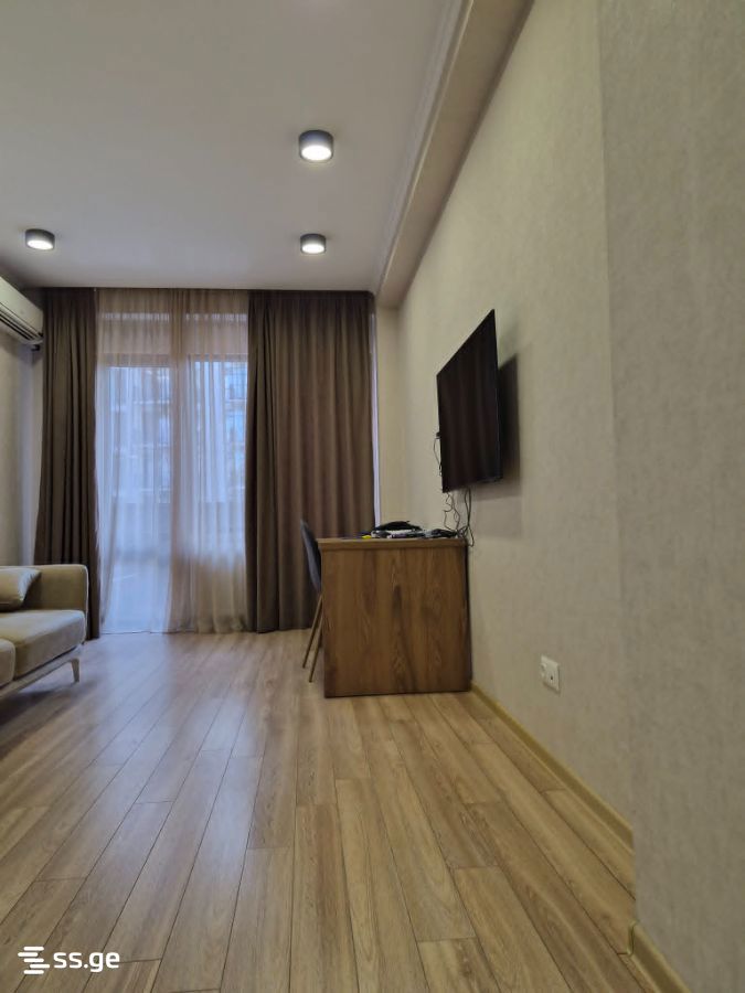 Продажа 2-комната Квартира view 2