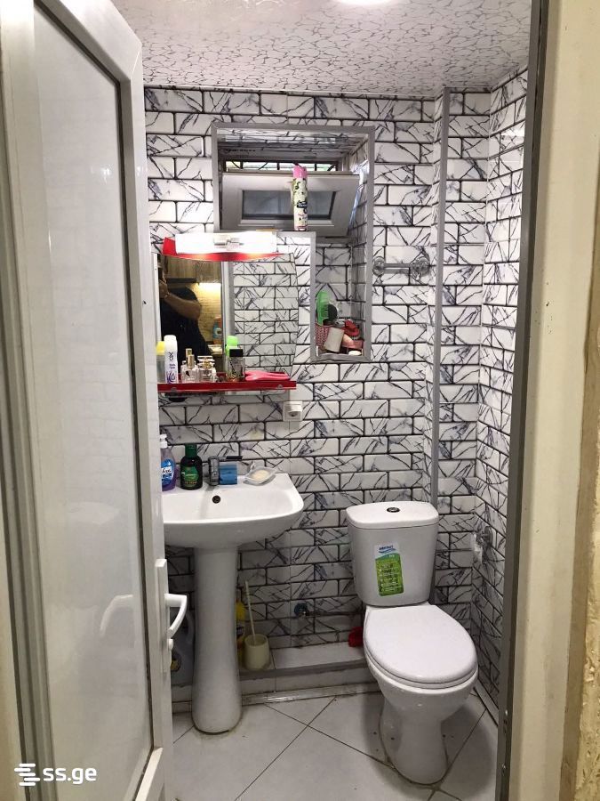 1 Room Flat For Sale view 2