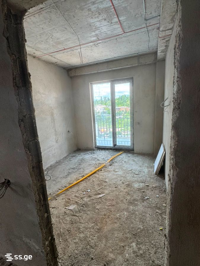 3 Room Flat For Sale view 4