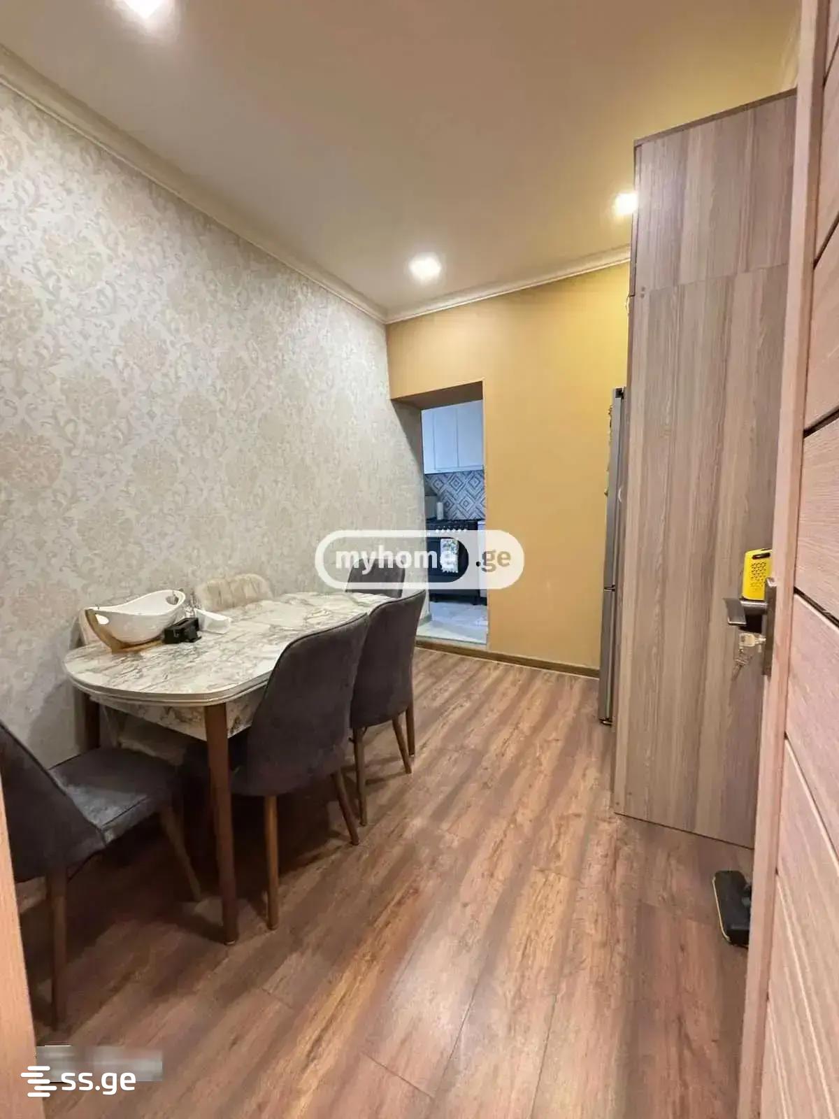 5 Room Flat For Sale view 5