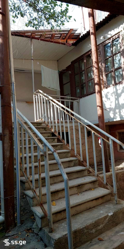 10 Room Private House For Sale view 10