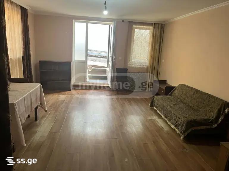 2 Room Private House For Rent. Isani, 1 of 10