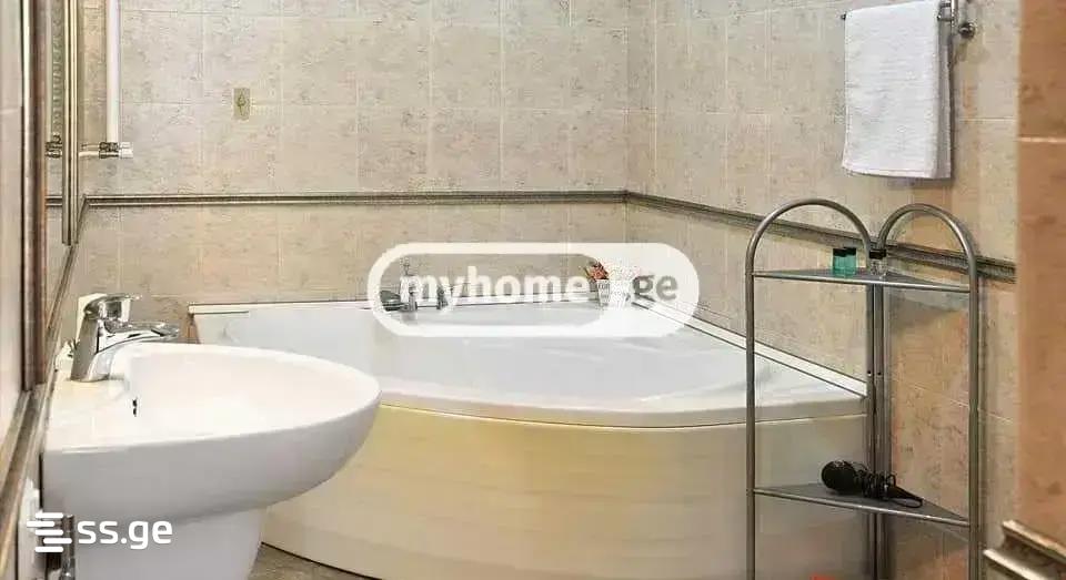 5 Room Hotel For Rent. Avlabari view 4