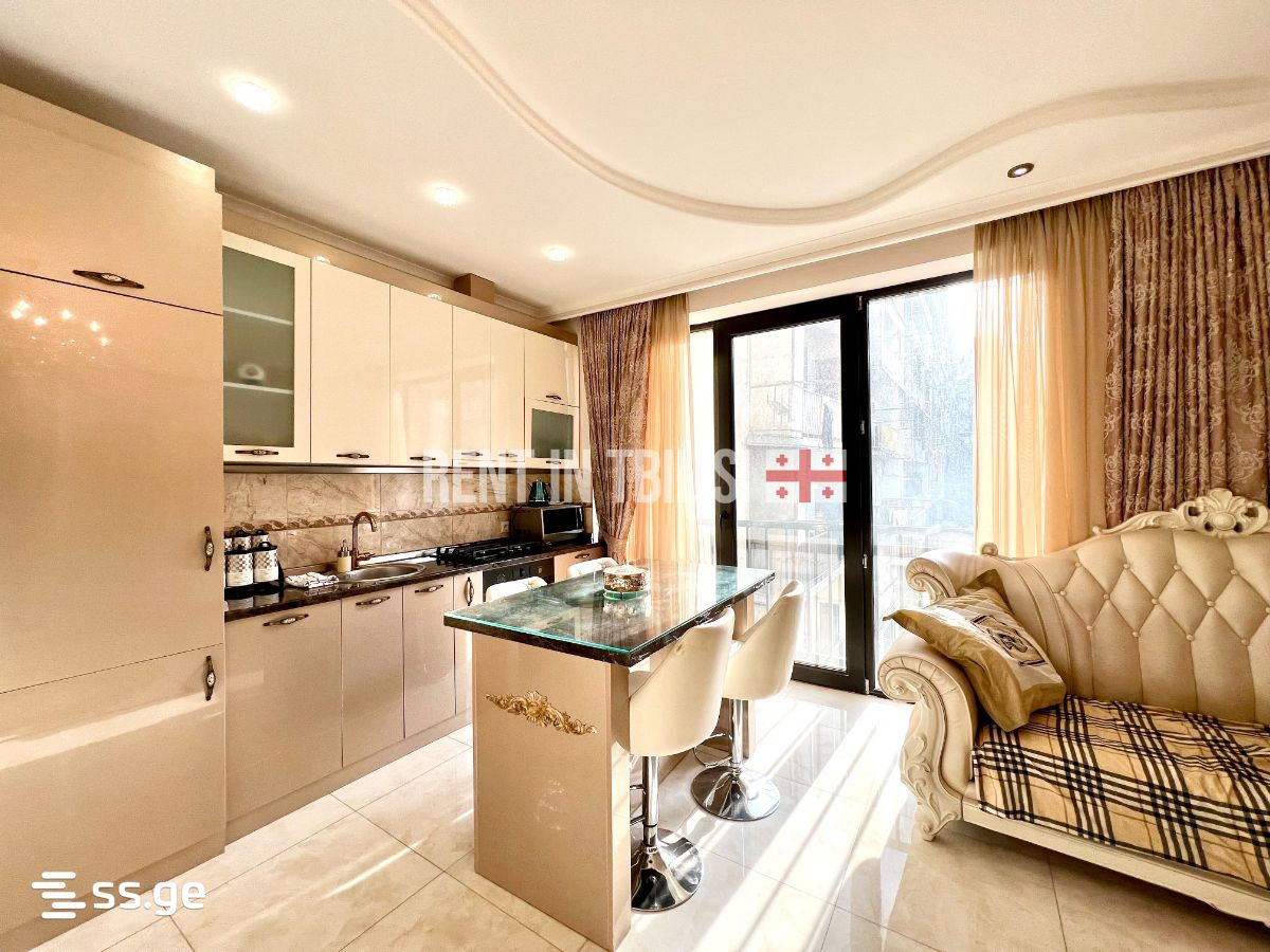 3 room Flat For Rent. Vera - Aanzicht 5