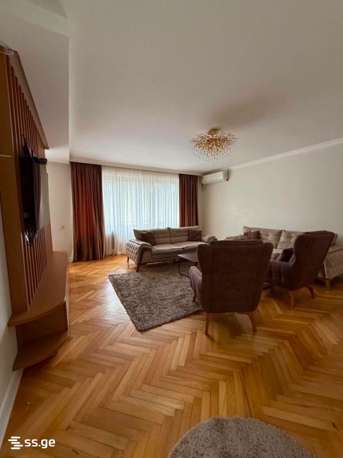 3 Room Flat For Sale view 1