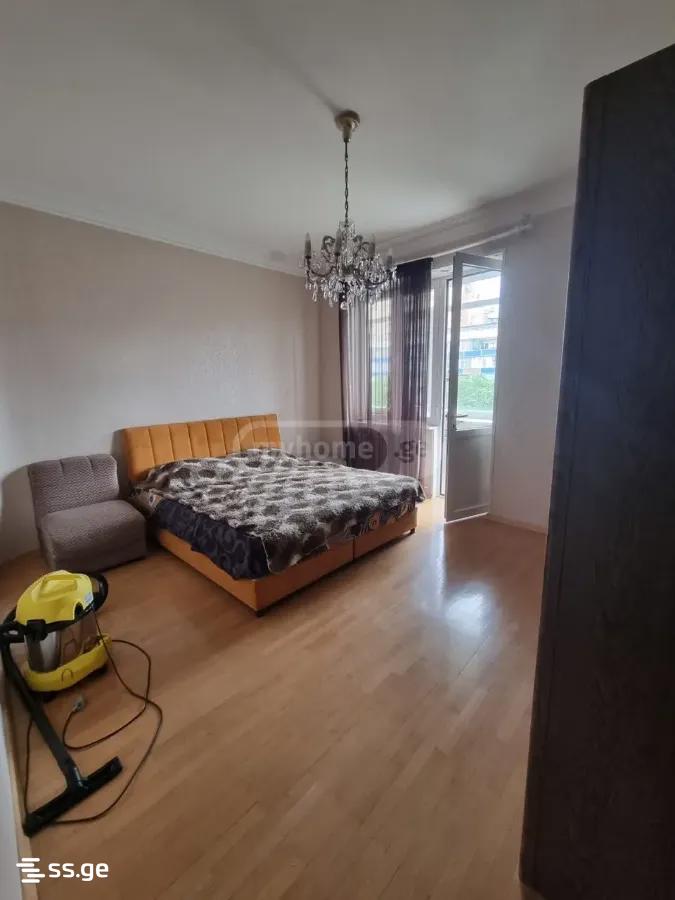 4 Room Flat For Sale view 3