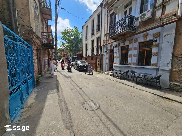 Commercial Space For Sale. Sololaki view 1