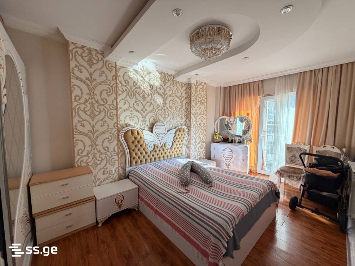 3 Room Flat For Sale view 2