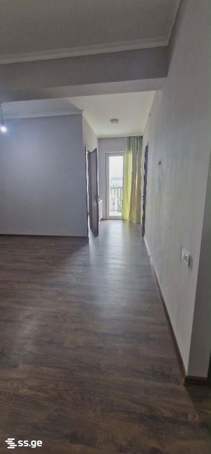 3 Room Flat For Sale view 1