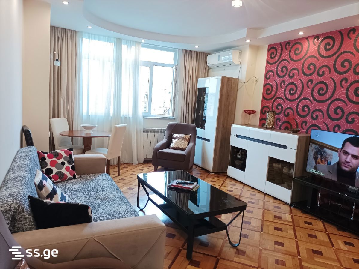 3 Room Flat Daily Rent. Batumi view 5