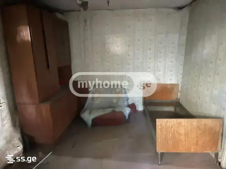 3 Room Private House For Sale view 5
