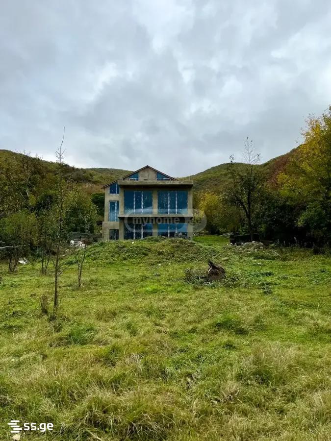 5 Room Private House For Sale view 4