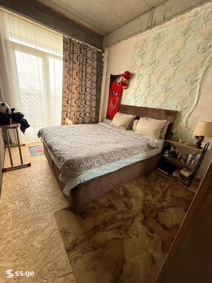 4 Room Flat For Sale view 2