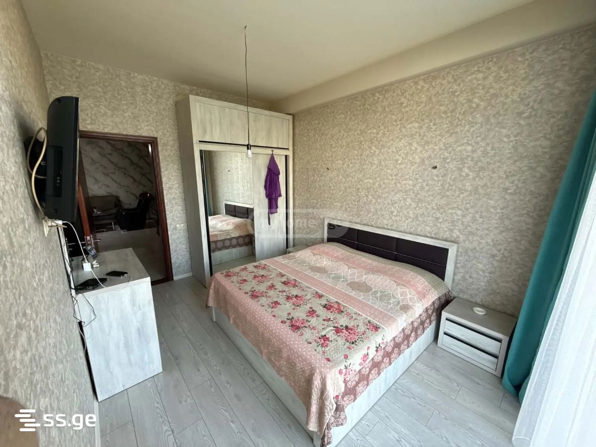 3 Room Flat For Sale view 6