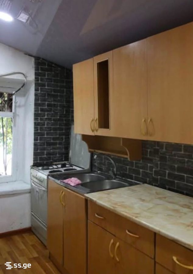 5 Room Private House For Sale view 4