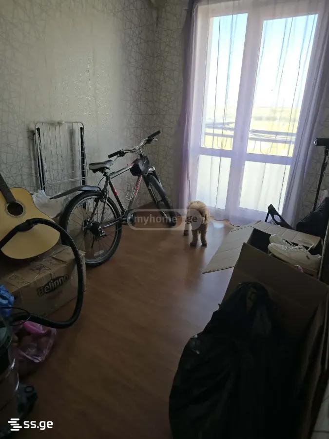 Продажа 4-комната Квартира view 6