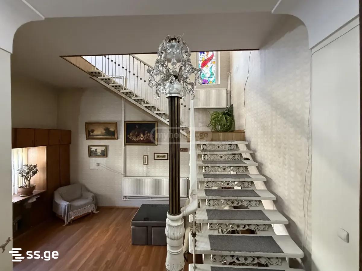 6 Room Private House For Rent. Vera view 3