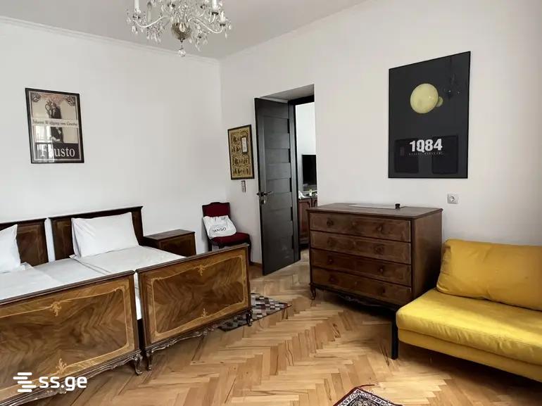 3 Room Private House For Sale view 4