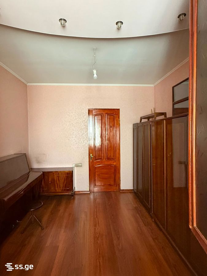 2 Room Flat For Sale view 2