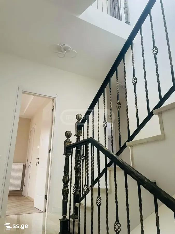 Продажа 6-комната Частный дом view 15