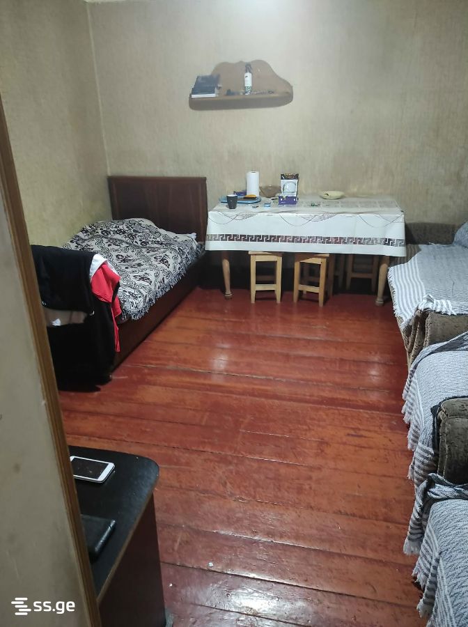 1 Room Flat For Sale view 2