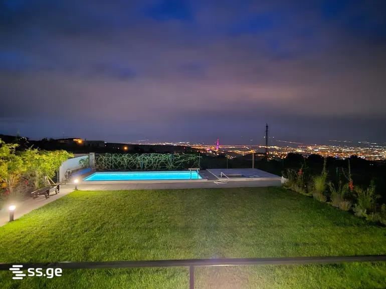 8 Room Private House For Sale view 11