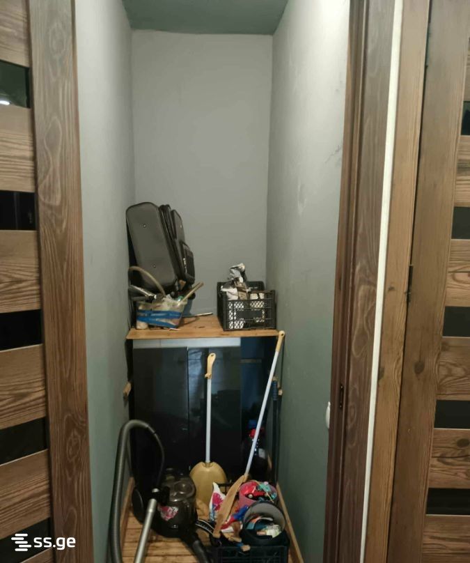 3 Room Flat For Sale view 5