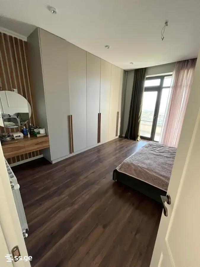 6 Room Private House For Sale view 14
