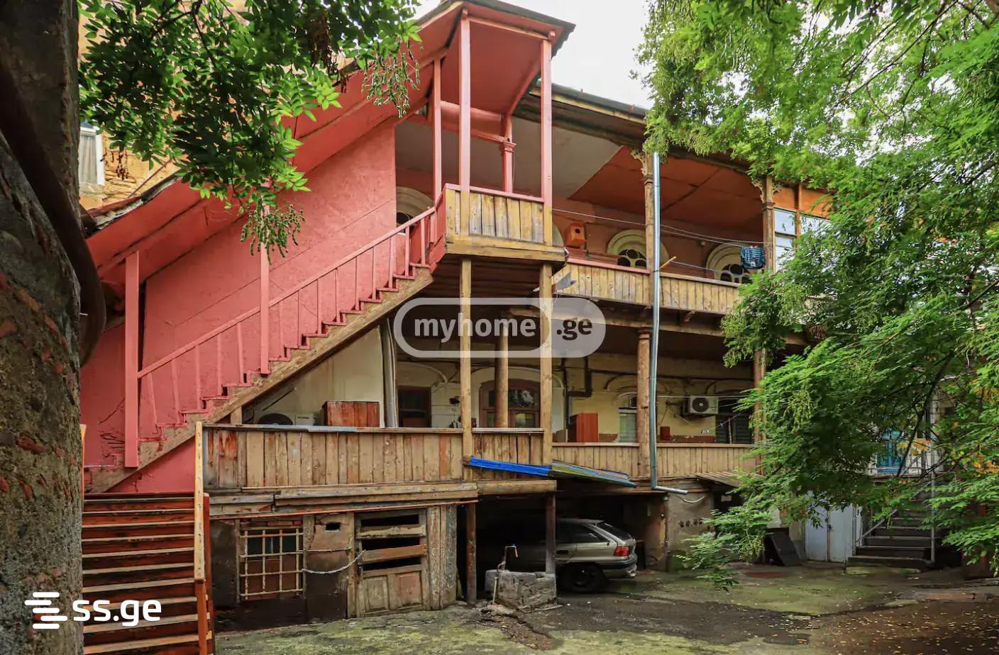 2 Room Flat For Sale view 1