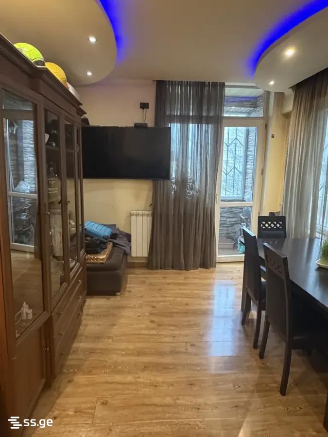 4 Room Flat For Sale view 8