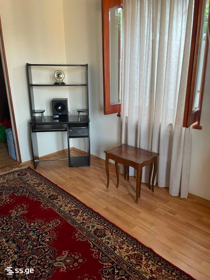 3 Room Private House For Sale view 2