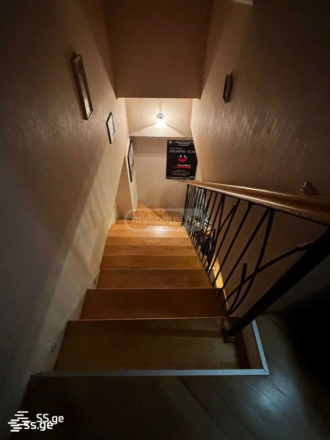 5 Room Private House For Sale view 6