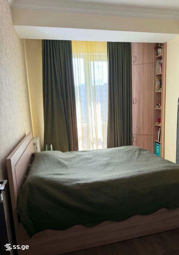 3 Room Flat For Sale view 5